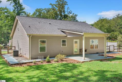 426 Wood Street Central SC 29630