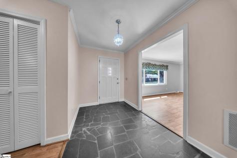 207 Donington Drive Greenville SC 29615