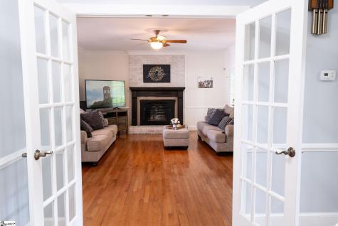 106 Knoll Creek Drive Simpsonville SC 29680