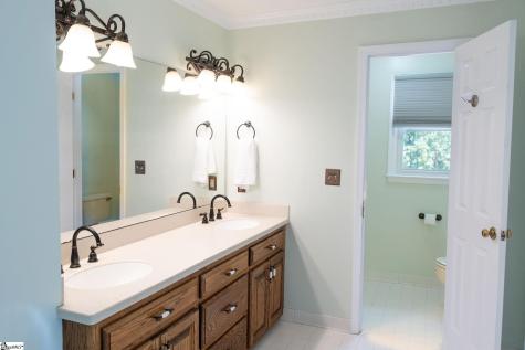 106 Knoll Creek Drive Simpsonville SC 29680