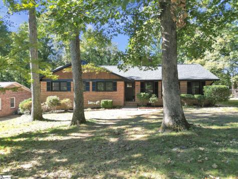 26 Pine Creek Court Greenville SC 29605