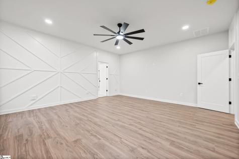 323 Hunts Bridge Road Greenville SC 29617