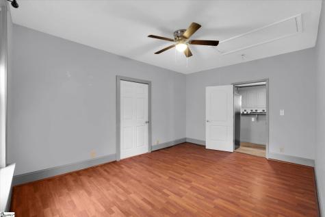 33 Ross Street Greenville SC 29611