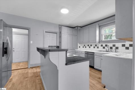 33 Ross Street Greenville SC 29611