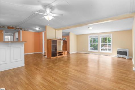 32 Hall Street Cross Hill SC 29332