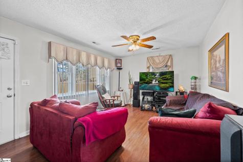 9 Michael Drive Greenville SC 29611