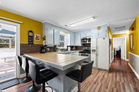 9 Michael Drive Greenville SC 29611