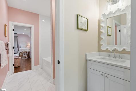 229 Cammer Avenue Greenville SC 29605