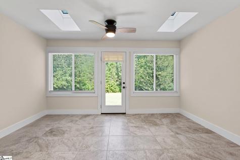 1906 417 Highway Woodruff SC 29388