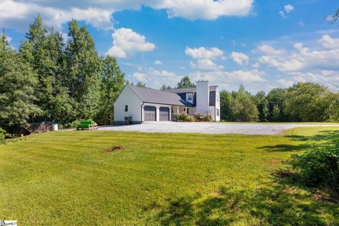 1906 417 Highway Woodruff SC 29388