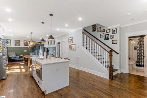 20 Bleckley Avenue Greenville SC 29607
