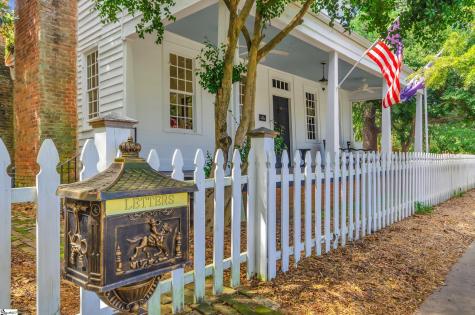 204 S Main Street Abbeville SC 29620