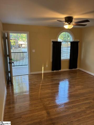 9 A Looper Street Greenville SC 29611