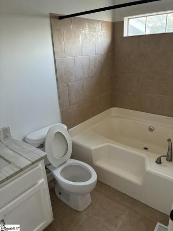 9 A Looper Street Greenville SC 29611