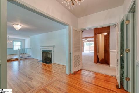 103 Pinetree Circle Spartanburg SC 29307