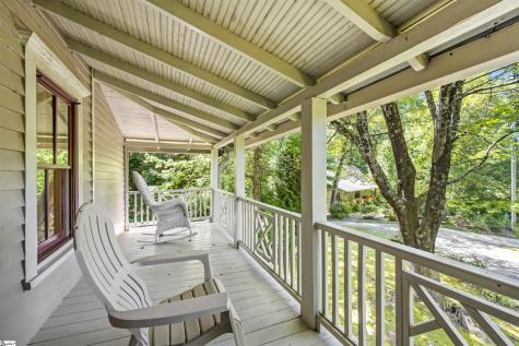 520 Esseola Street Saluda NC 28773
