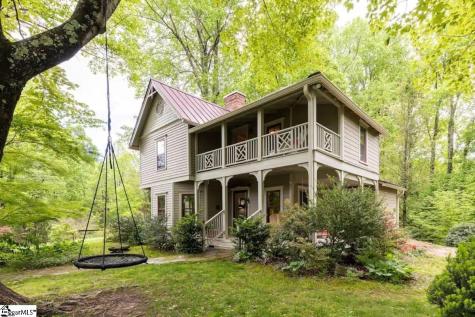 520 Esseola Street Saluda NC 28773