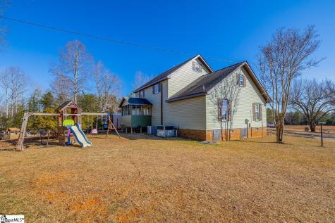 135 Cribbs Way Easley SC 29640