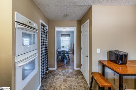 135 Cribbs Way Easley SC 29640