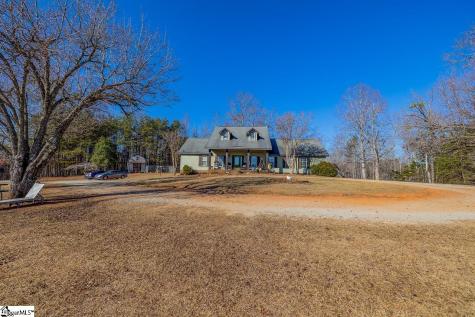 135 Cribbs Way Easley SC 29640