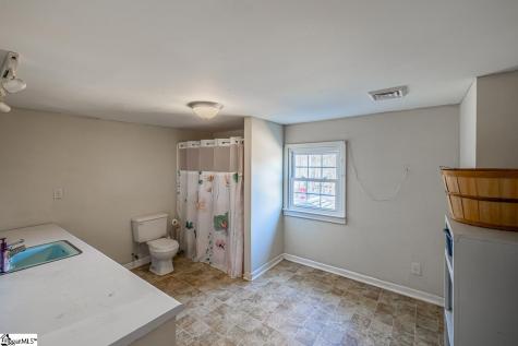 135 Cribbs Way Easley SC 29640