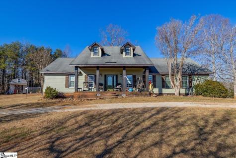 135 Cribbs Way Easley SC 29640