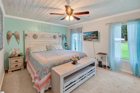 2625 Old Dobbins Bridge Road Townville SC 29689