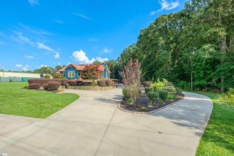 2625 Old Dobbins Bridge Road Townville SC 29689