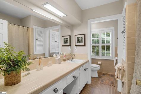 9 Barksdale Road Greenville SC 29607