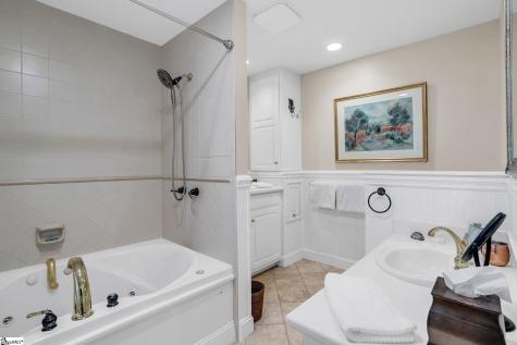 9 Barksdale Road Greenville SC 29607