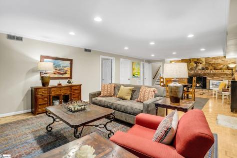 9 Barksdale Road Greenville SC 29607