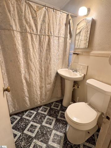 1913 Dobbins Avenue Anderson SC 29625