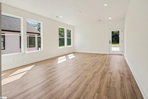 204 Liberty Drive Easley SC 29640