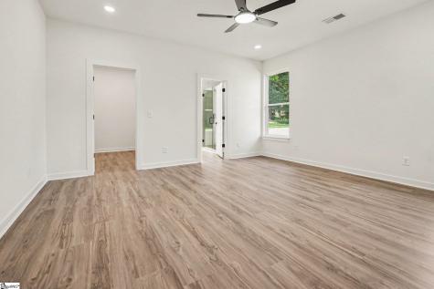 204 Liberty Drive Easley SC 29640