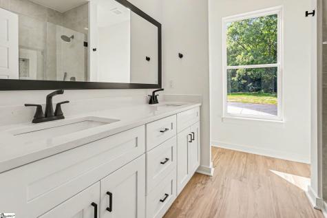 204 Liberty Drive Easley SC 29640