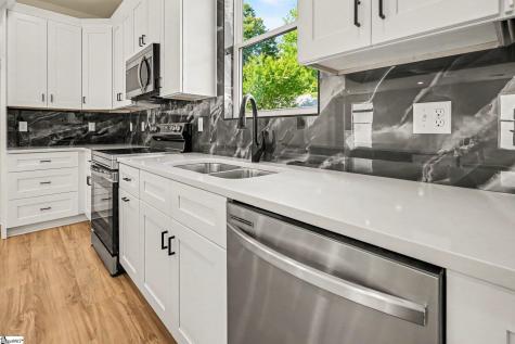 204 Liberty Drive Easley SC 29640