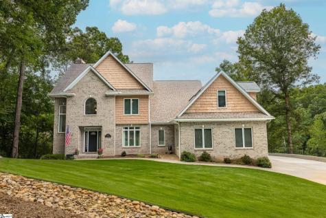142 W. Bay View Drive Seneca SC 29672