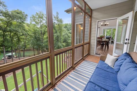 142 W. Bay View Drive Seneca SC 29672