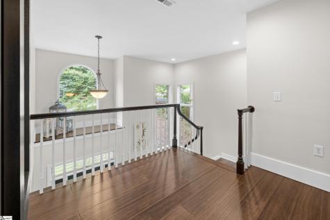 142 W. Bay View Drive Seneca SC 29672