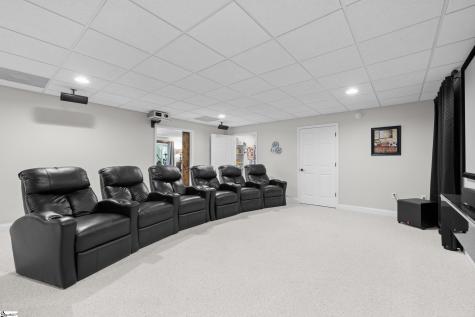 142 W. Bay View Drive Seneca SC 29672