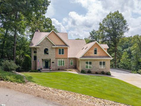 142 W. Bay View Drive Seneca SC 29672