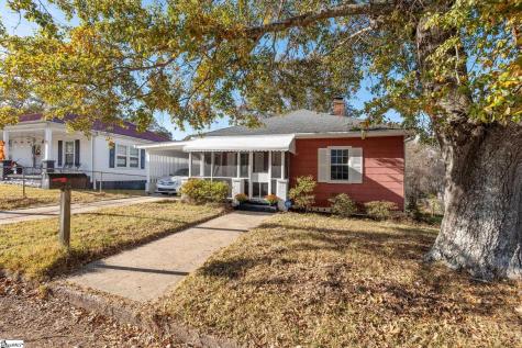 118 Park Street Easley SC 29640