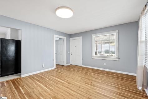 118 Park Street Easley SC 29640