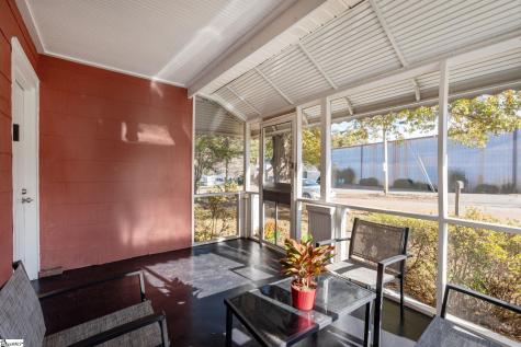 118 Park Street Easley SC 29640