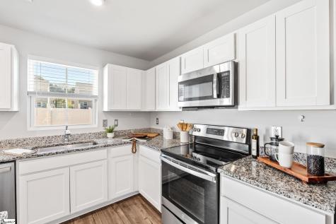 512 Hampton Townes Drive Greenville SC 29617