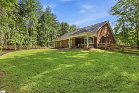 218 Adair Place Laurens SC 29630