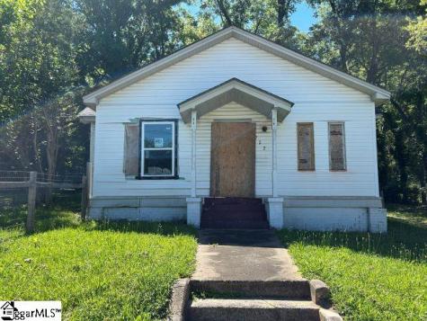 922 N Logan Street Gaffney SC 29341