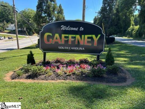 922 N Logan Street Gaffney SC 29341