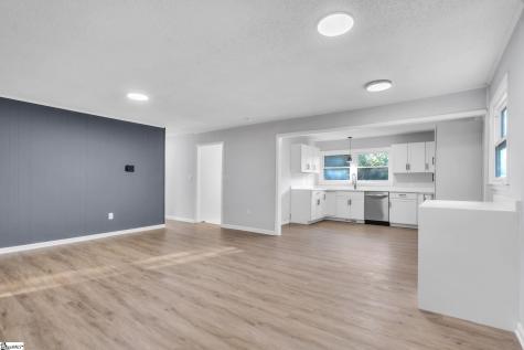 319 Catawba Circle Seneca SC 29672