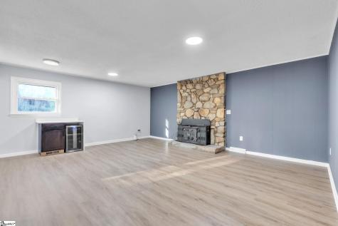 319 Catawba Circle Seneca SC 29672